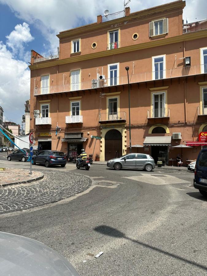 Di Vaio'S Apartments Naples Exterior photo