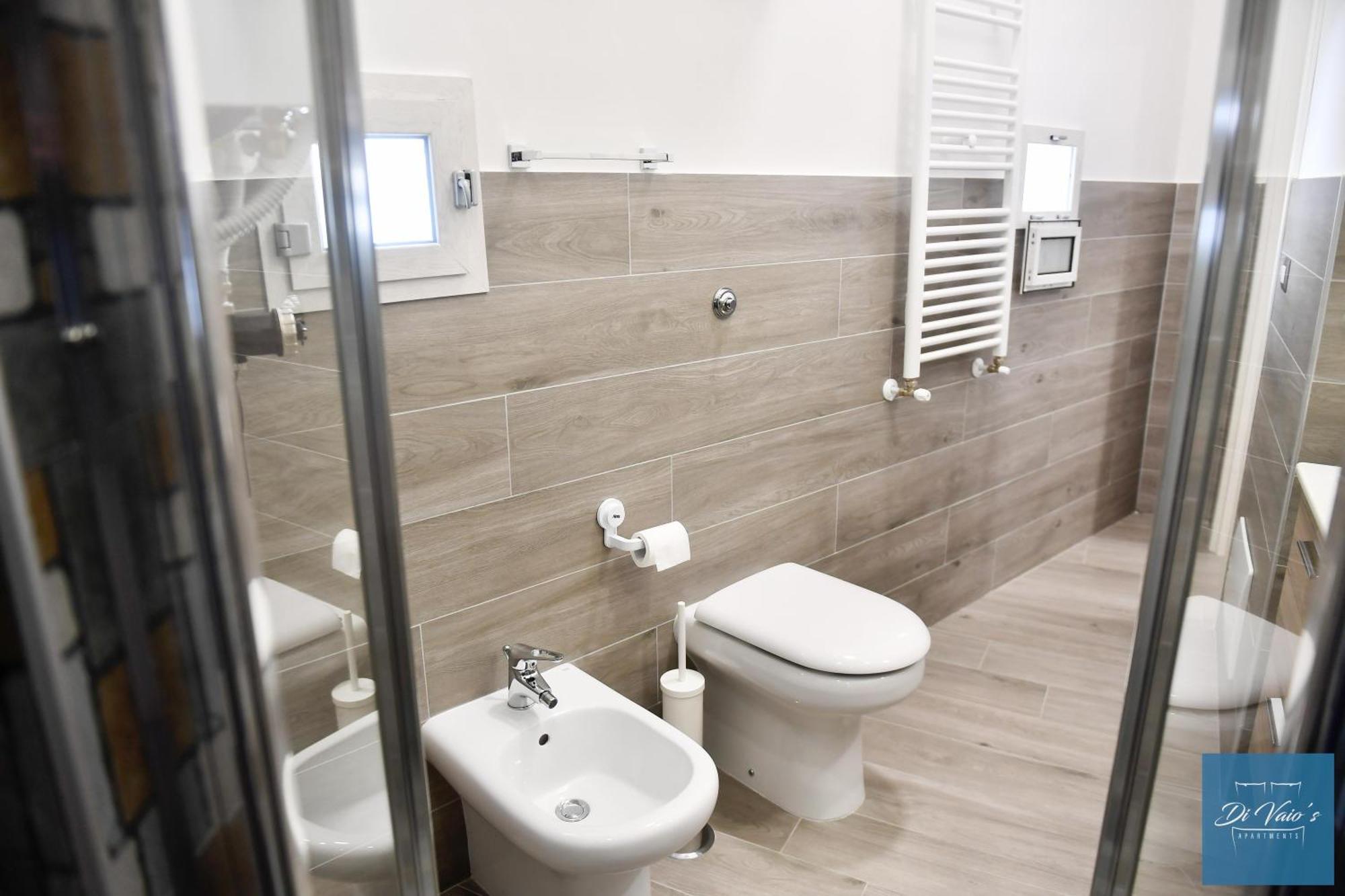 Di Vaio'S Apartments Naples Exterior photo