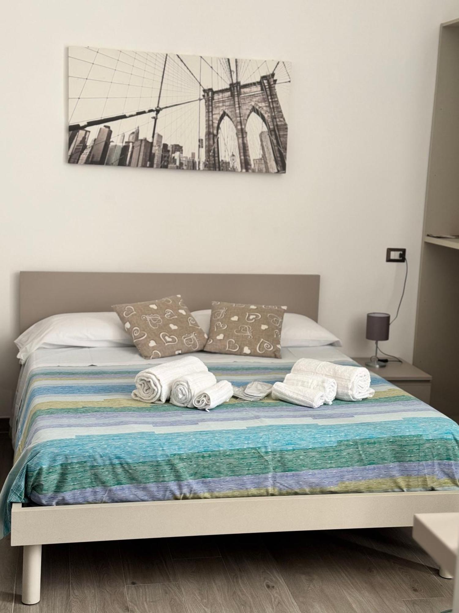 Di Vaio'S Apartments Naples Exterior photo